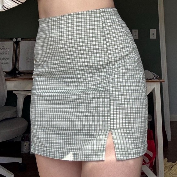 John Galt Brandy Melville Cara skirt size small high waisted green plaid - Picture 1 of 4